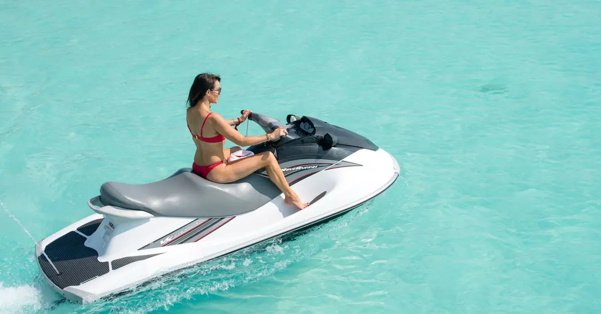 Comment éviter le mal de mer en jet ski