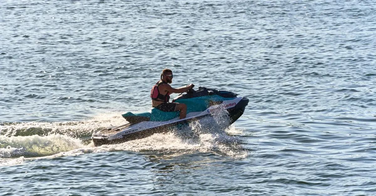 Bien choisir son jet ski pour la plongée : conseils pratiques