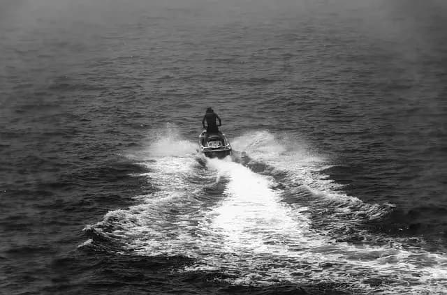 Les meilleures pratiques pour plonger efficacement avec un jet ski